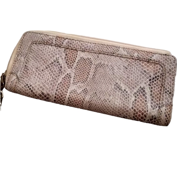 Relic by Fossil Clutch Purse/ Wallet - Picture 2 of 4